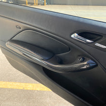 Load image into Gallery viewer, E46 coupe carbon fiber door armrest set