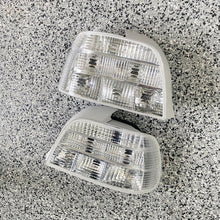 Load image into Gallery viewer, E39 clear tail lights - sedan
