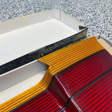 Load image into Gallery viewer, E36 heckblende - sedan