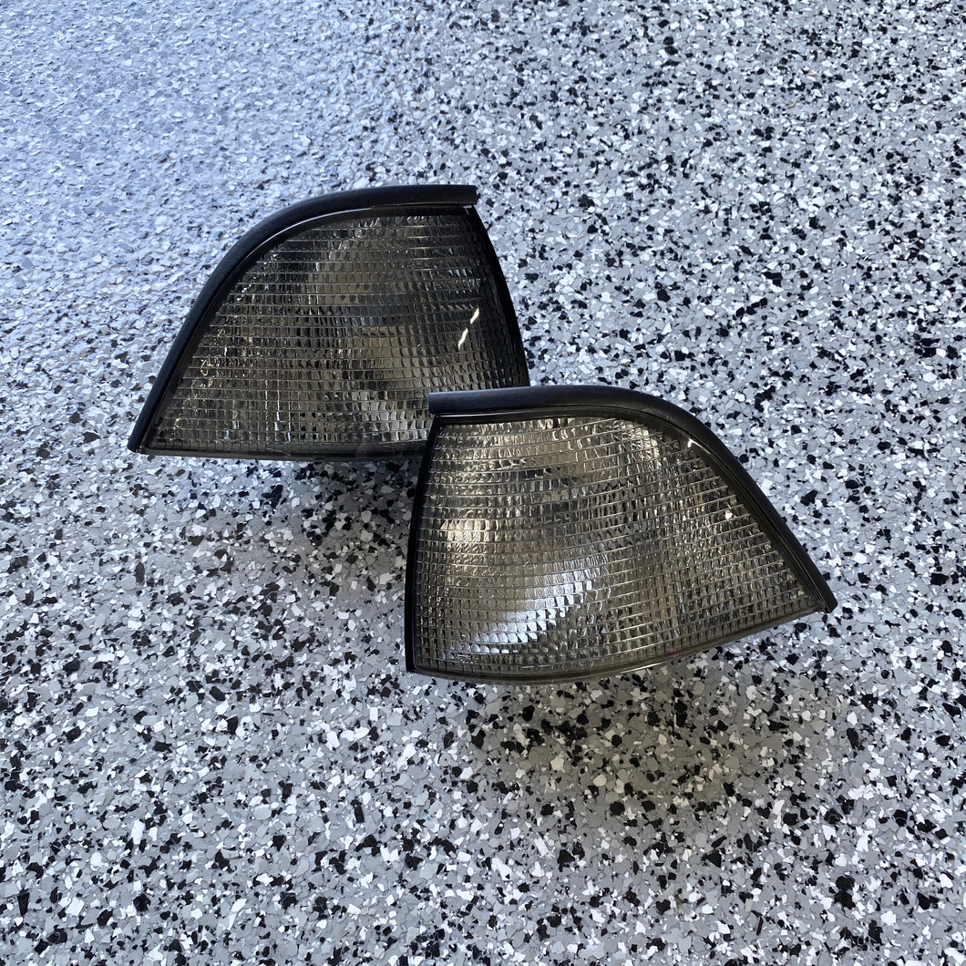 E36 smoked corner lights - coupe / convertible