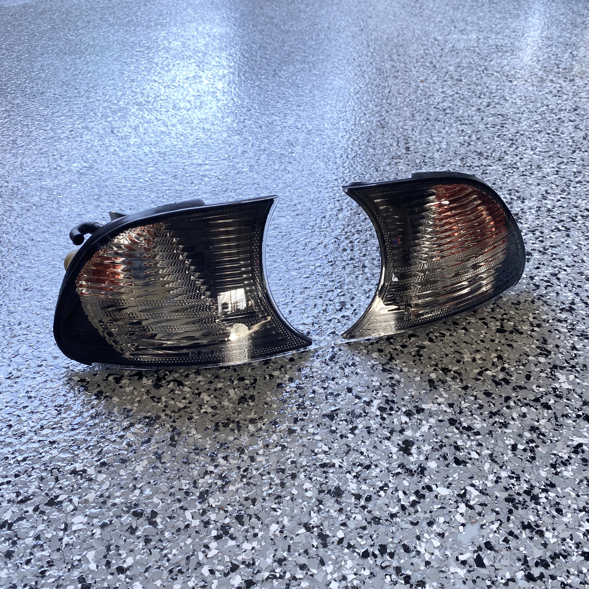 E46 smoked corner lights coupe / convertible Rare36parts
