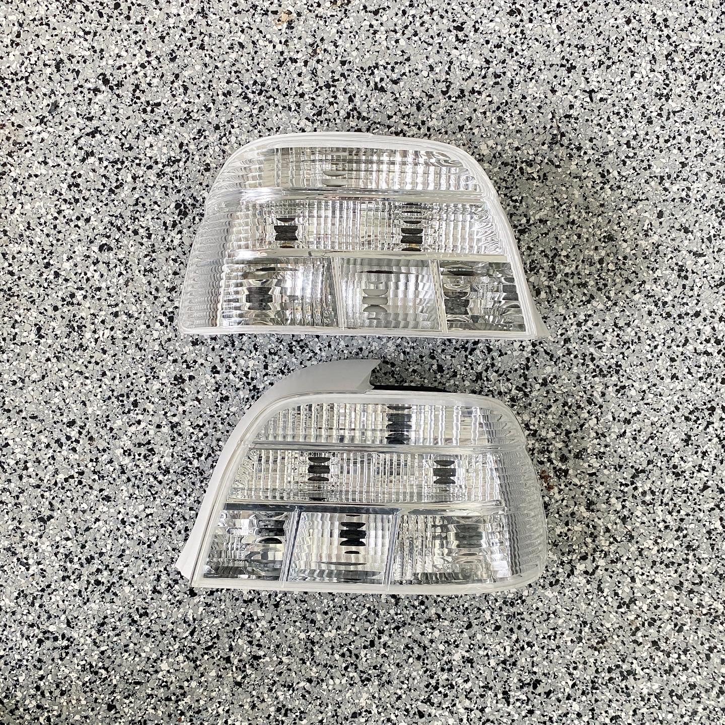 E39 clear tail lights - sedan – Rare36parts